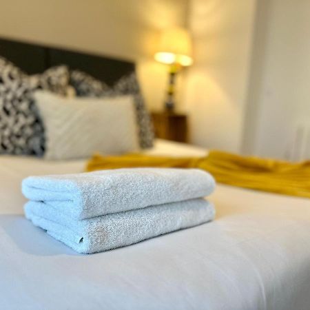Koala & Tree - Modern 1 Bed Apartment For 4 Guests In The Heart Of Cambridge - Short Lets & Serviced Accommodation Bagian luar foto