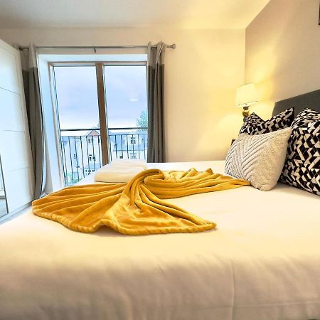 Koala & Tree - Modern 1 Bed Apartment For 4 Guests In The Heart Of Cambridge - Short Lets & Serviced Accommodation Bagian luar foto